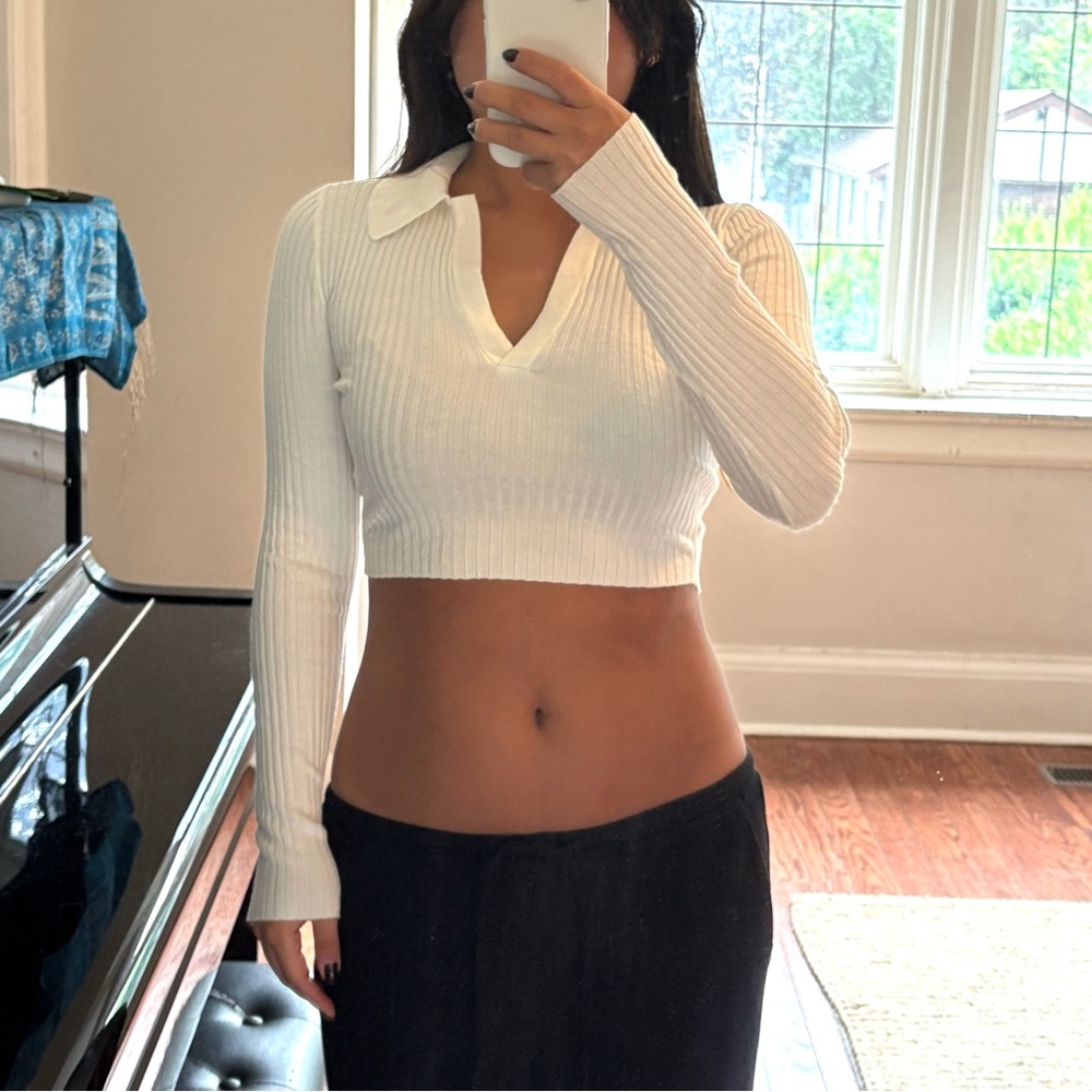 H&M White Ribbed Knit Cropped Top